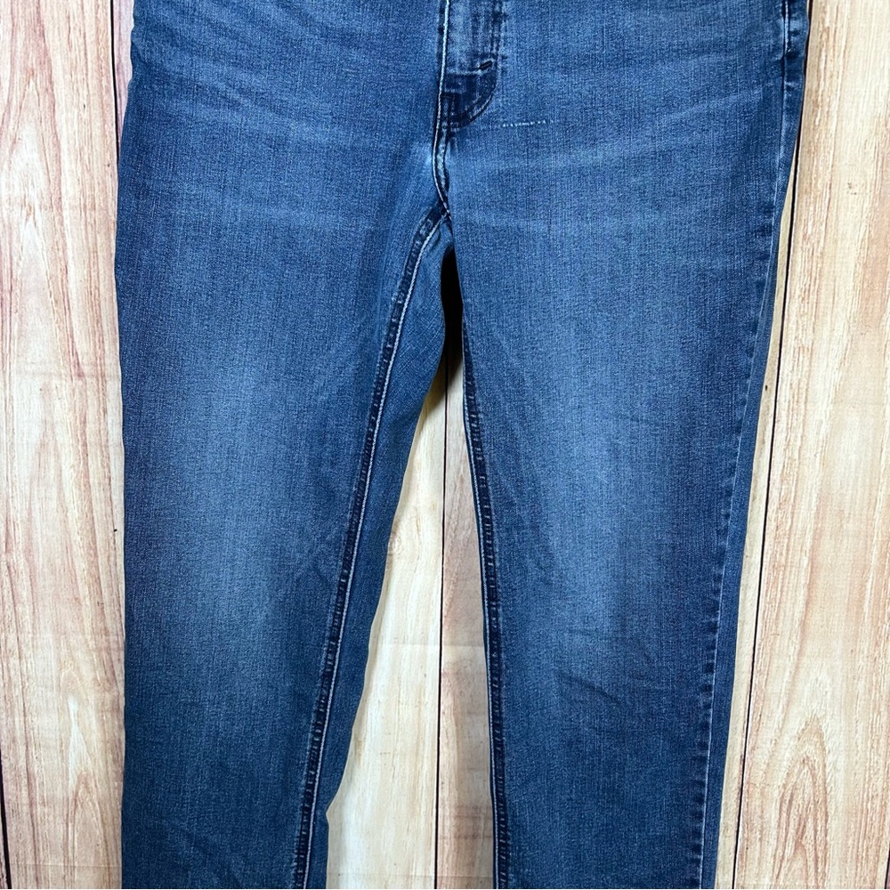Levi’s Men's Jeans Size 36 X 28.5 Blue Denim Relaxed Fit Work Pants Medium Wash - Picture 6 of 17